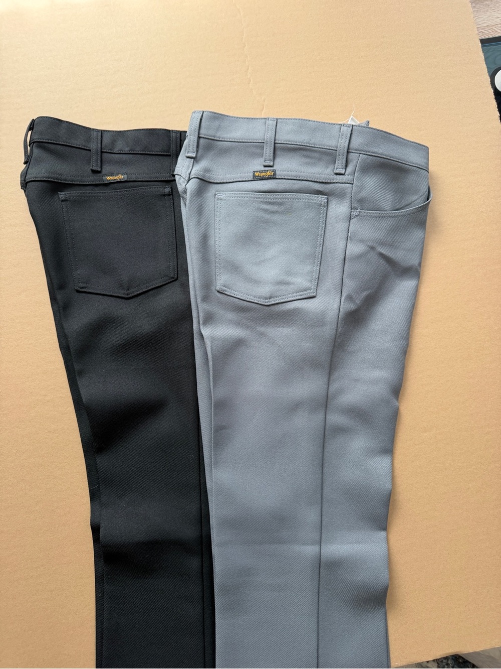 Wrangler Black Bootcut Jeans for Men - Picture 3 of 3